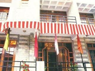 Radha Continental Hotel Nainital Kültér fotó